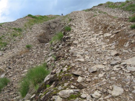 Zahazuji bike, upadám na zem a přemýšlím proč sem s sebou nevzal lano a cepín - Mejstřa.