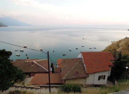 Pohled na jezero.