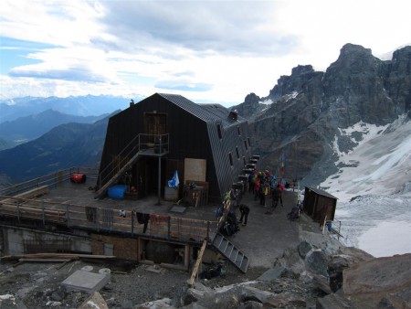 Naše první nocování na Refugio Guide Val D’Ayas Al Lambronecca 3 420 m.n.m..