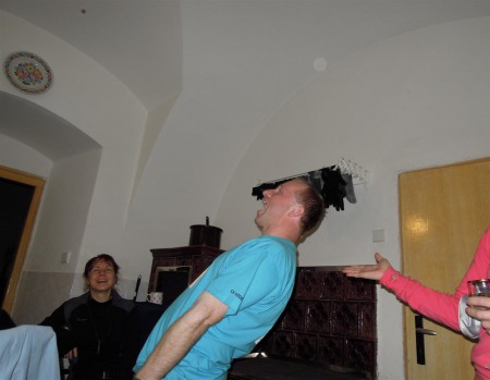 Noční chytání lentilek do tlamy a Přéma v akci.