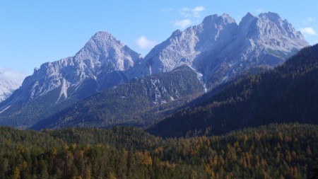 Miemingerkette - sem vážení budeme plánovat další akci. Lezeníčko D/C a D/E, teda když tam budou lana :-))). 