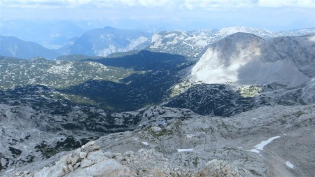 Pohled z vrcholu na Simonyhütte.